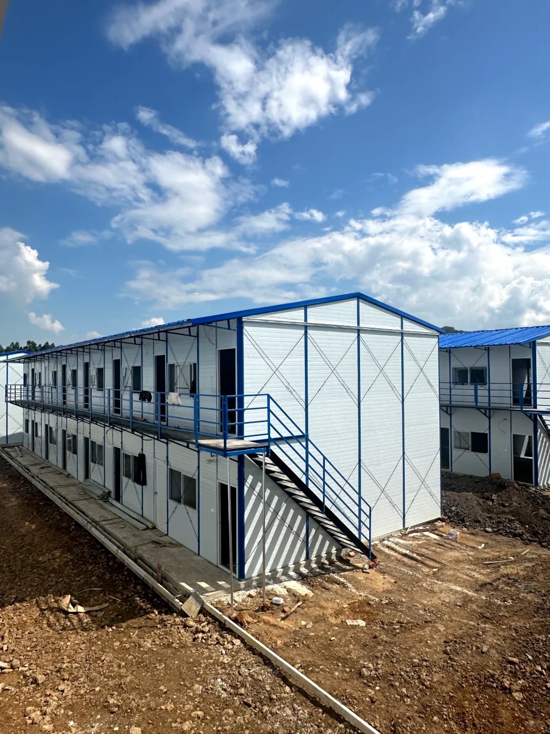 20FT/40FT Customized Prefabricated Modern House Module House with Durable and Modern Materials