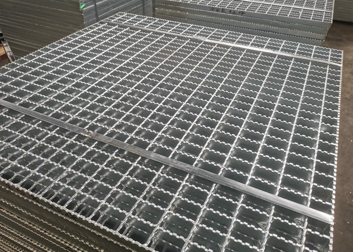 30*100mm Welded Bar Grating Walkway Q235 Galvanized Steel Grating