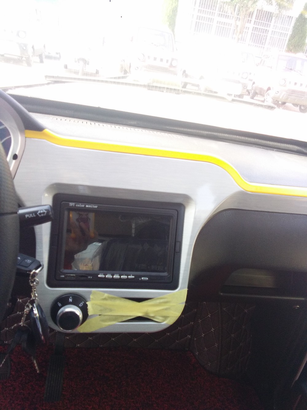 Cars Electric 4 Wheel ElectricVehicle With Air Conditioner Family Used Electric Mini Truck Rickshaw Electric Tricycle