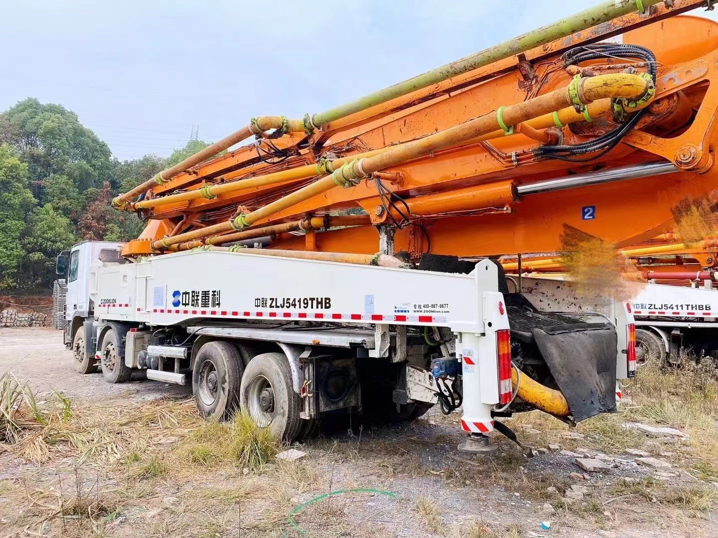 Zoomlion 56m Small Concrete Pump Truck Truck Mounted Boom Pump Remanufactured