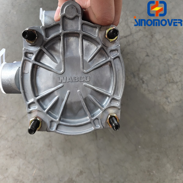 Original Sino Truck Spare Parts Trailer Control Valve WG9000360525