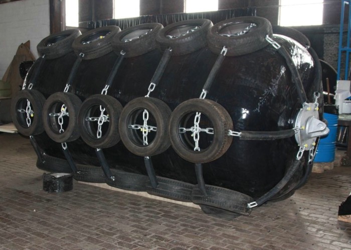 Industrial Supply Foam Filled Fender With Environmental Protection Material