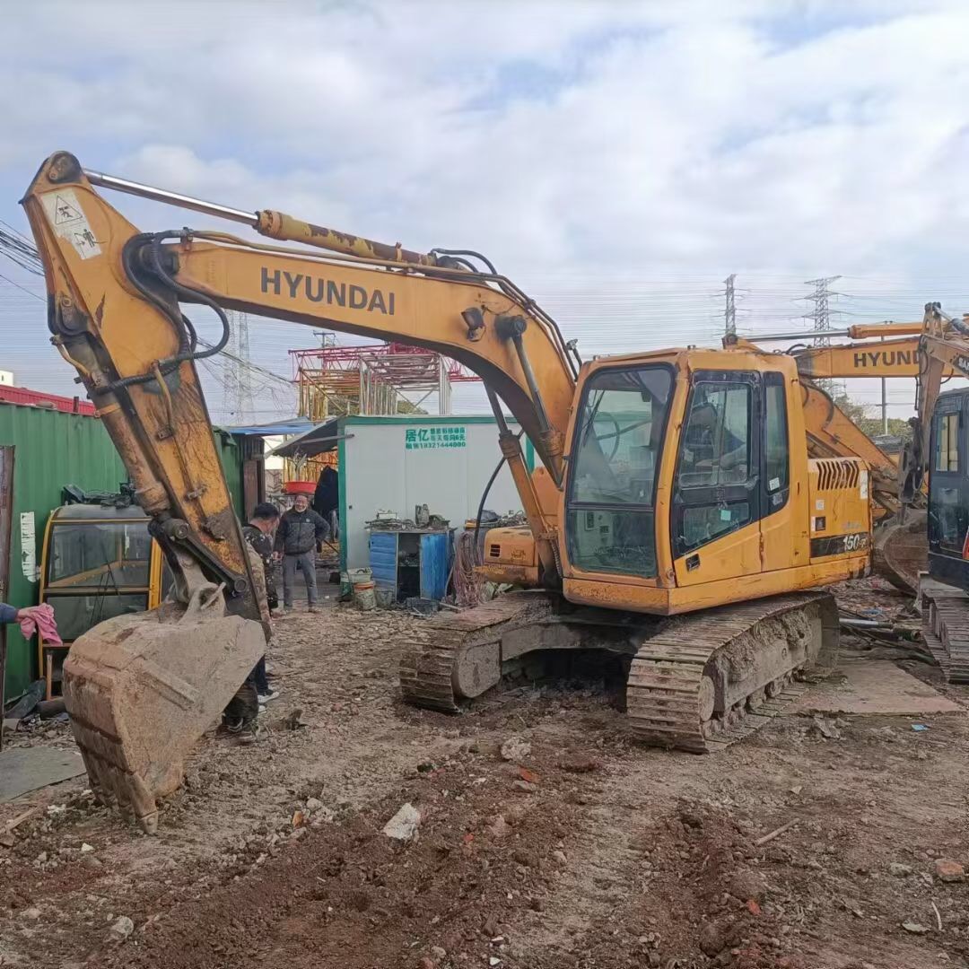 Korea Made Hyundai 110-7 Excavator Spare Parts 2019 Year Model with Low Working Hours
