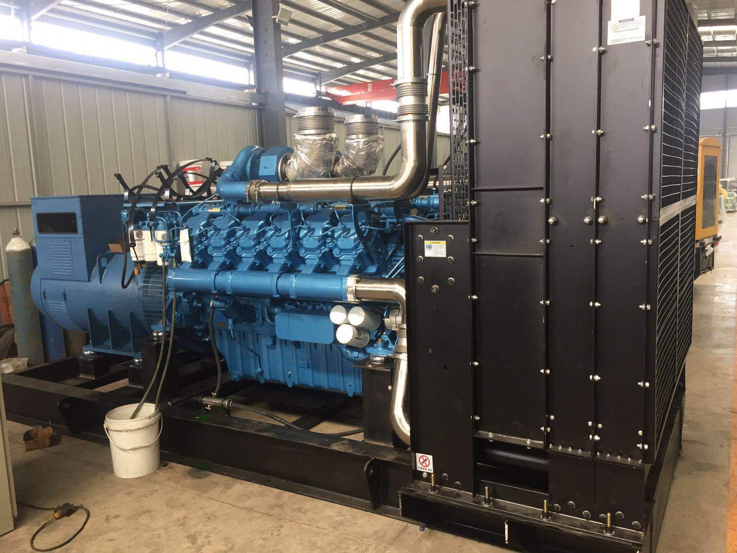 Large School Backup Emergency Power Supply ISO9001 800KW Weichai Diesel Generator for Customers' Request