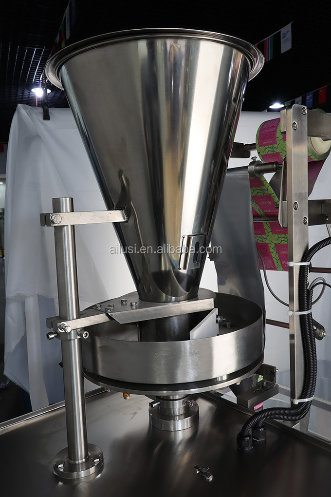 Liquid Soap / Body Lotion / Bean Sause Vertical Filling Forming Bag And Sealing Machine