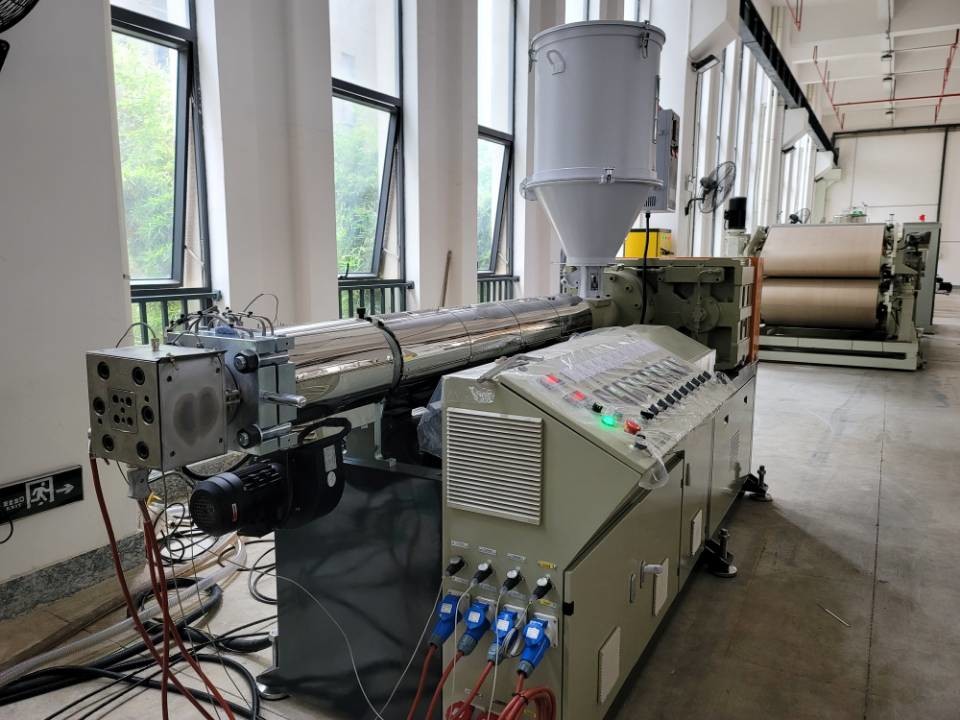Agricultural Hydroponic Greenhouse Pvc Nft Hydroponics Channel Making Machine