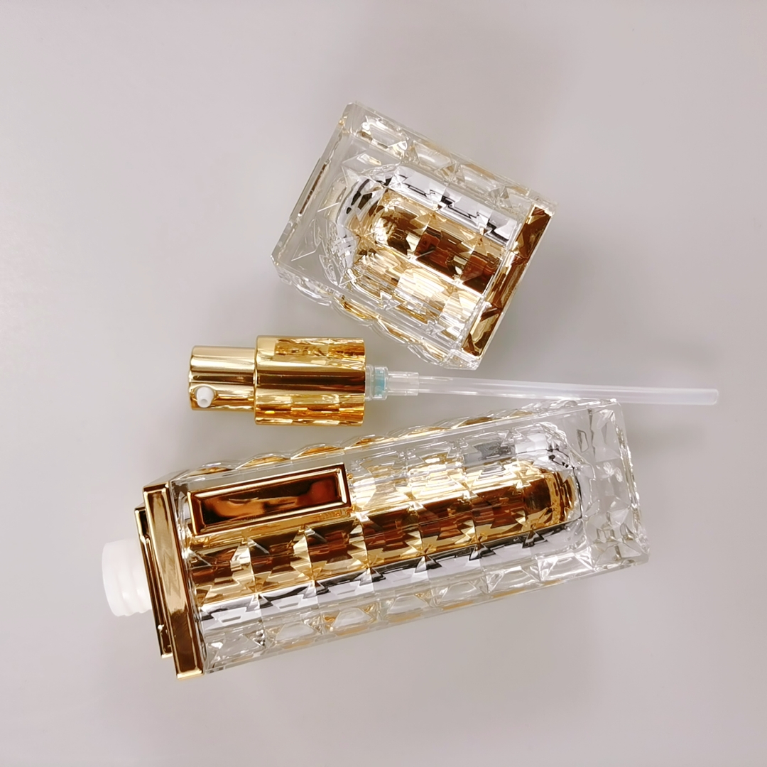 OEM/ODM Skin Care Acrylic Set 40ml/60ml/100ml Lotion Bottle and 30g/50g Cream Jar