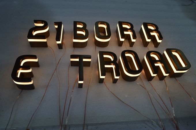 SUS LED Edge Lit Signs Wall Mounted 12mm Stainless Steel Panel Digital Printed