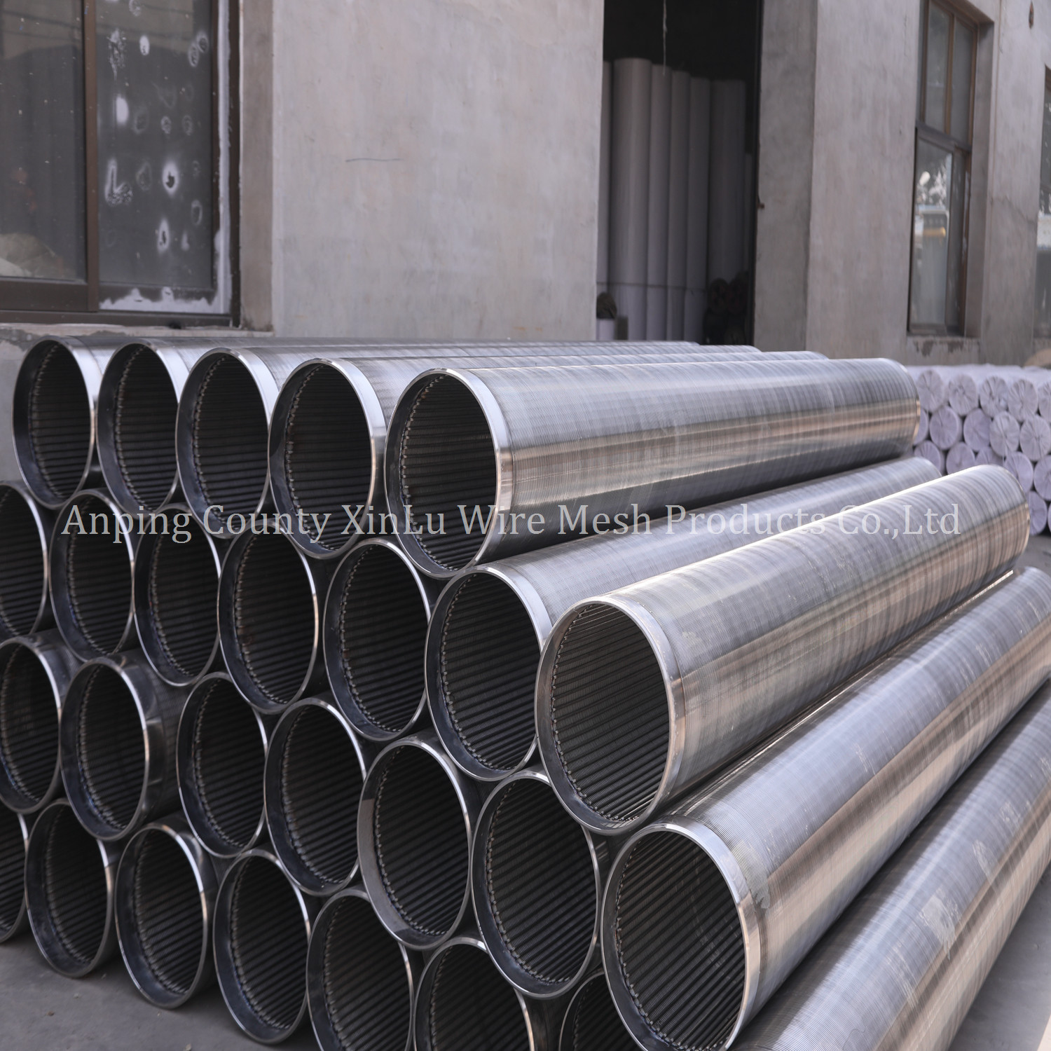 0.010" Continuous Slot Deep Well V Wire Johnson Screen Tube With Polished Surface And FITO Flow