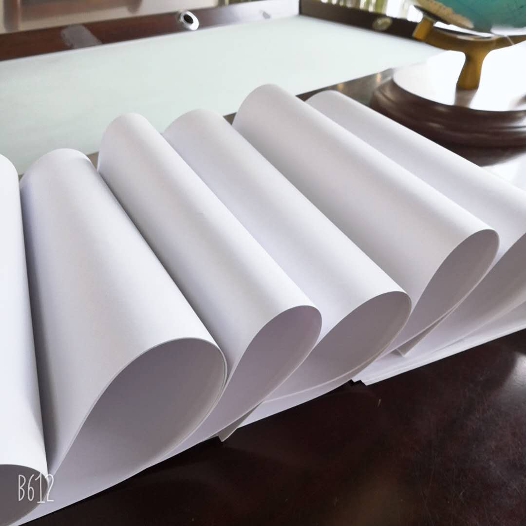 Specialty Paper Laminated LWC Paper 787mm x 1092mm 500 Sheets for High Glossy Finish