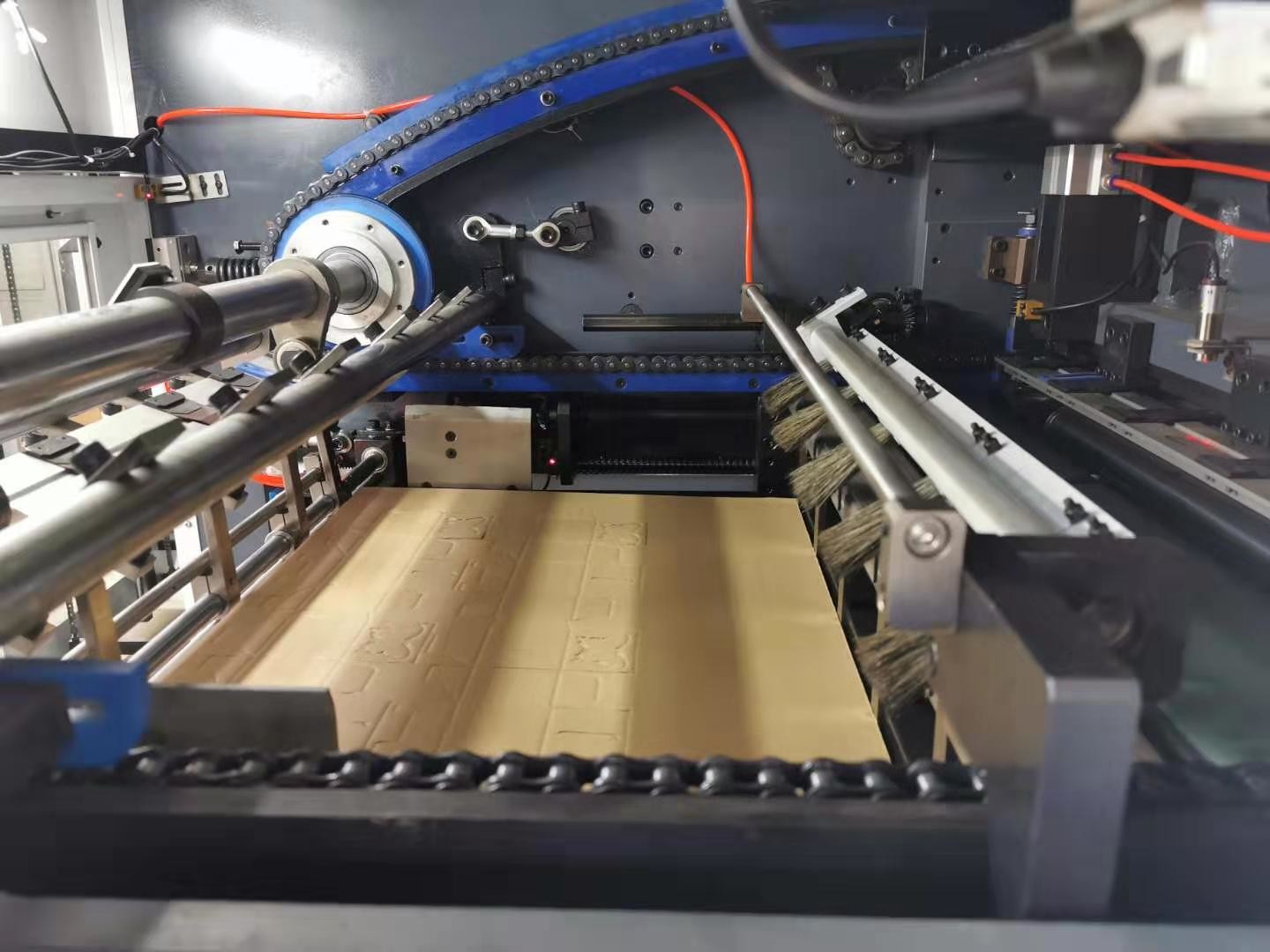JZH-1600 Automatic Paper Box Making Machine Carton Box Making Machine 1.5mm-5mm