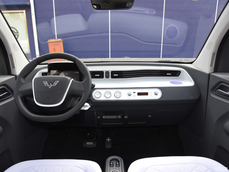 New car Wu ling factory direct sales Hongguang MINIEV 2022 easy model travel convenience lithium iron phosphate small EV car