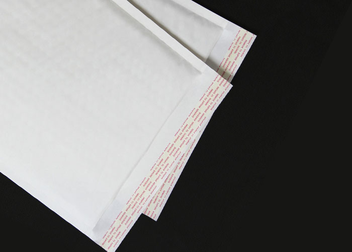 Customized Design Flat Pack Envelopes , Light Shield Air Bubble Envelope