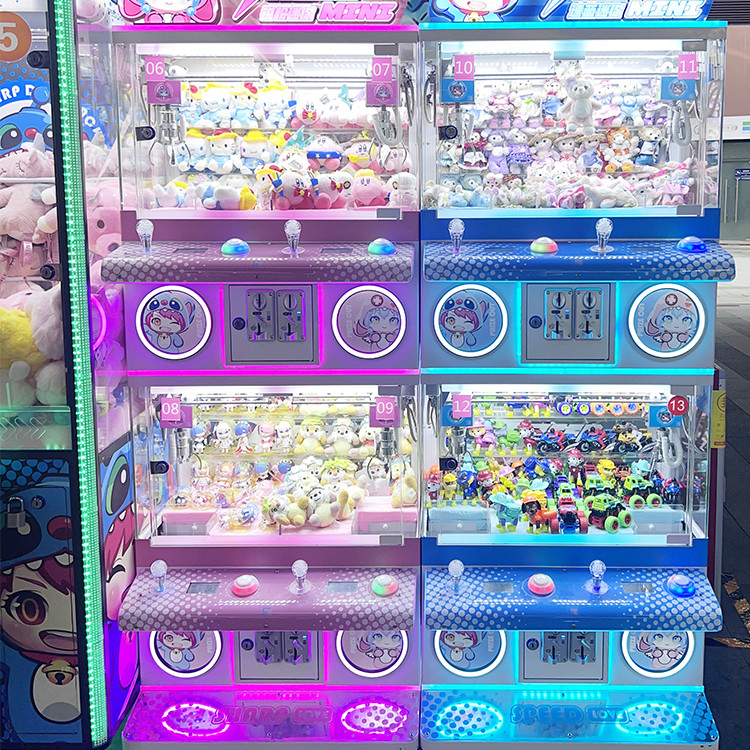 Boutique Coin-Operated Mini Claw Machine With Credit Card Reader Kids Toy Crane Arcade Claw Machine
