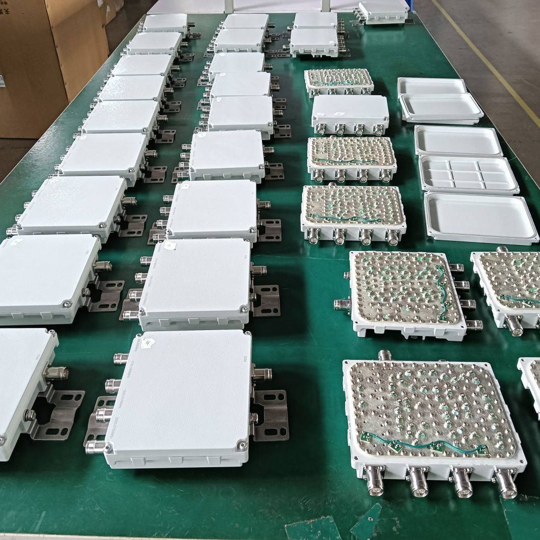 Tri-Band Low Pim Combiner RF Combiner 698-960&1710-2170&2300-2700MHz