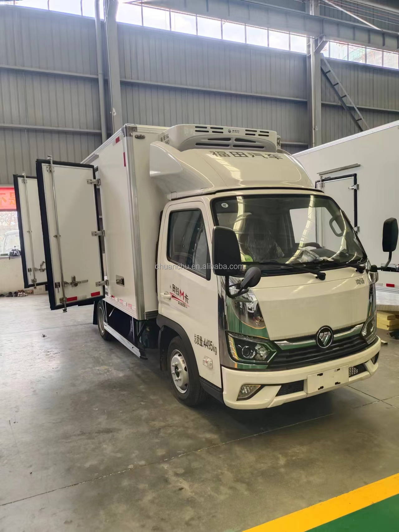 132HP 4X2 Cool Box Truck Diesel Cold Storage Truck Refrigerated Truck Vehicle