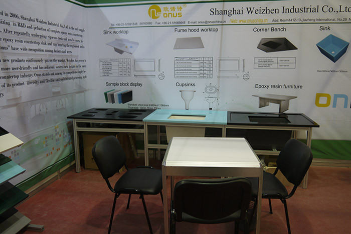 Black monolithic technology drop In sinks for Lab Centre Bench