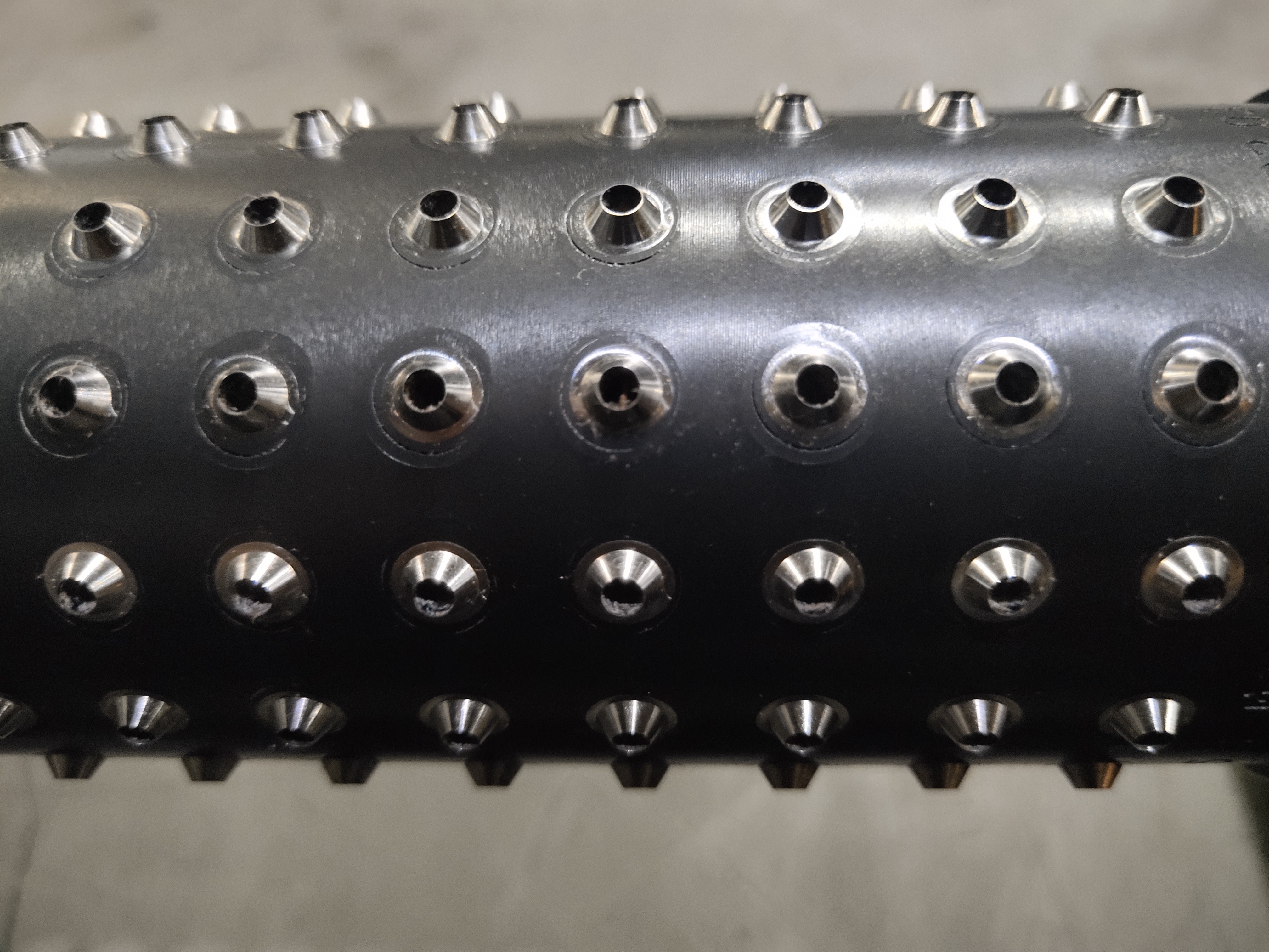 Solid Rotary Die Cutting Cylinder For Vacuum Die Mark Andy