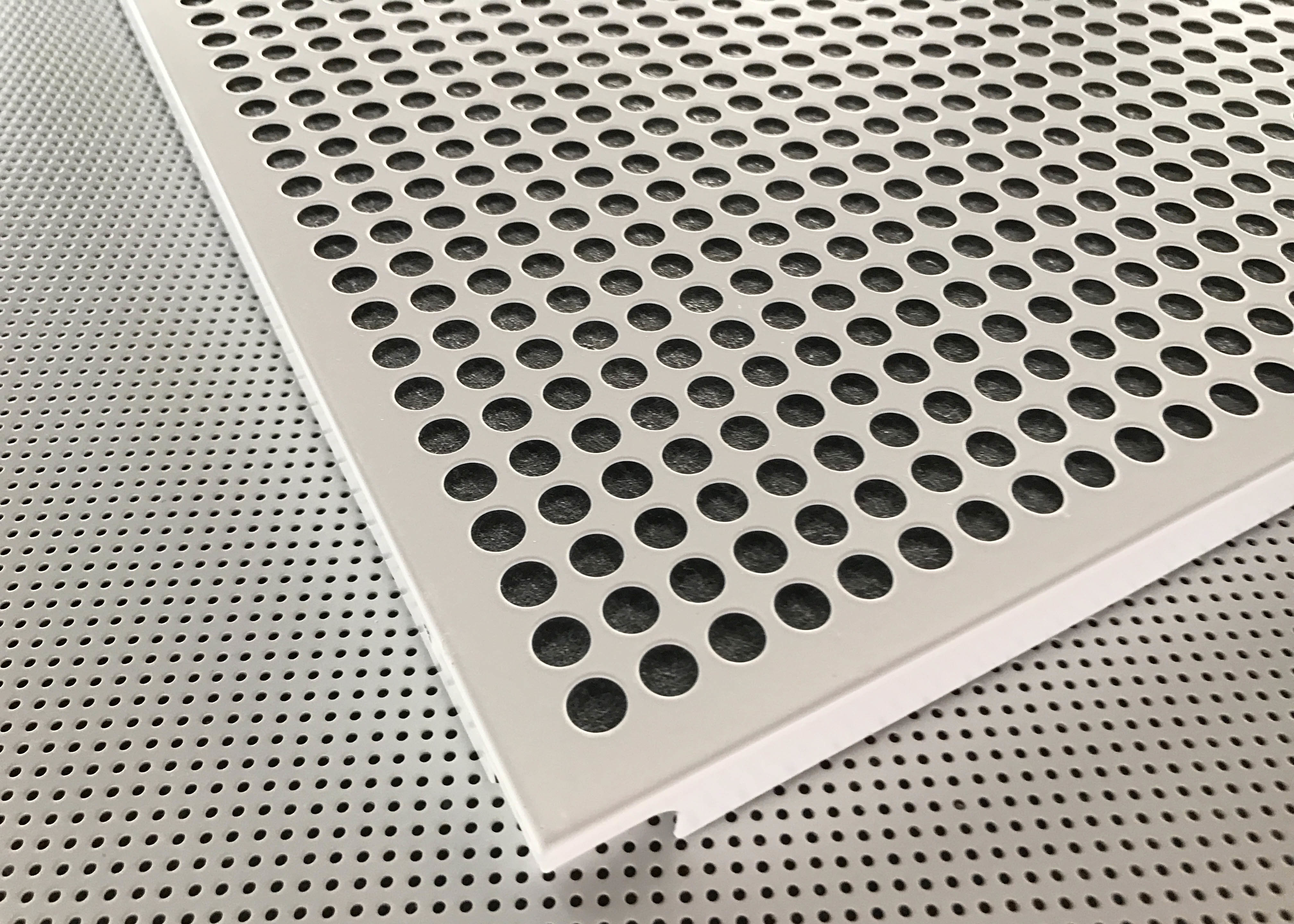 600 x 600 Fireproof Acoustic Aluminum Perforated Ceiling Panel for Building Ceiling Wall Decoration