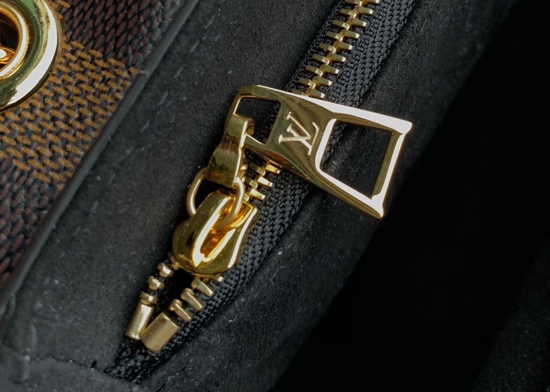 M40108 M40109 M401130 M40312 Damier Ebene Carvas And Soft Cowhide With Unique Design Chain Cross-Body Bag