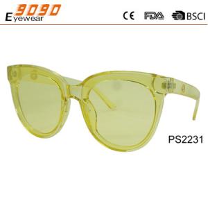 China Newest Style 2018 plastic Fashionable Sunglasses ,UV 400 Protection Lens wholesale