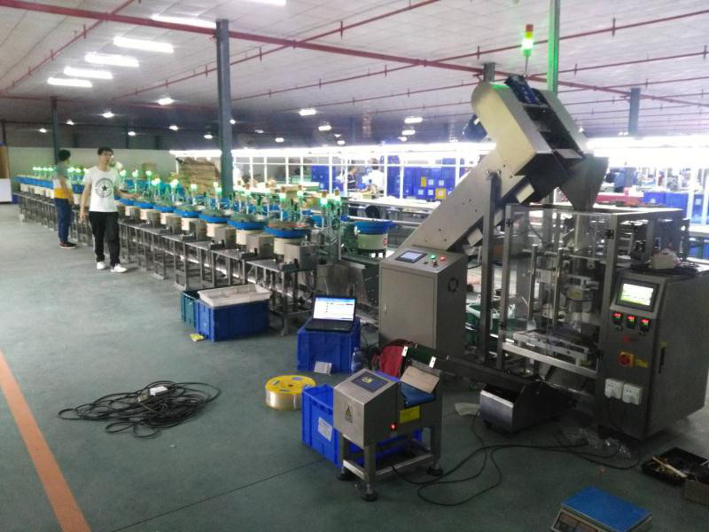 Taichuan factory Autompatic screw nut/screw hardware parts/industrial parts packaging machine With Counting