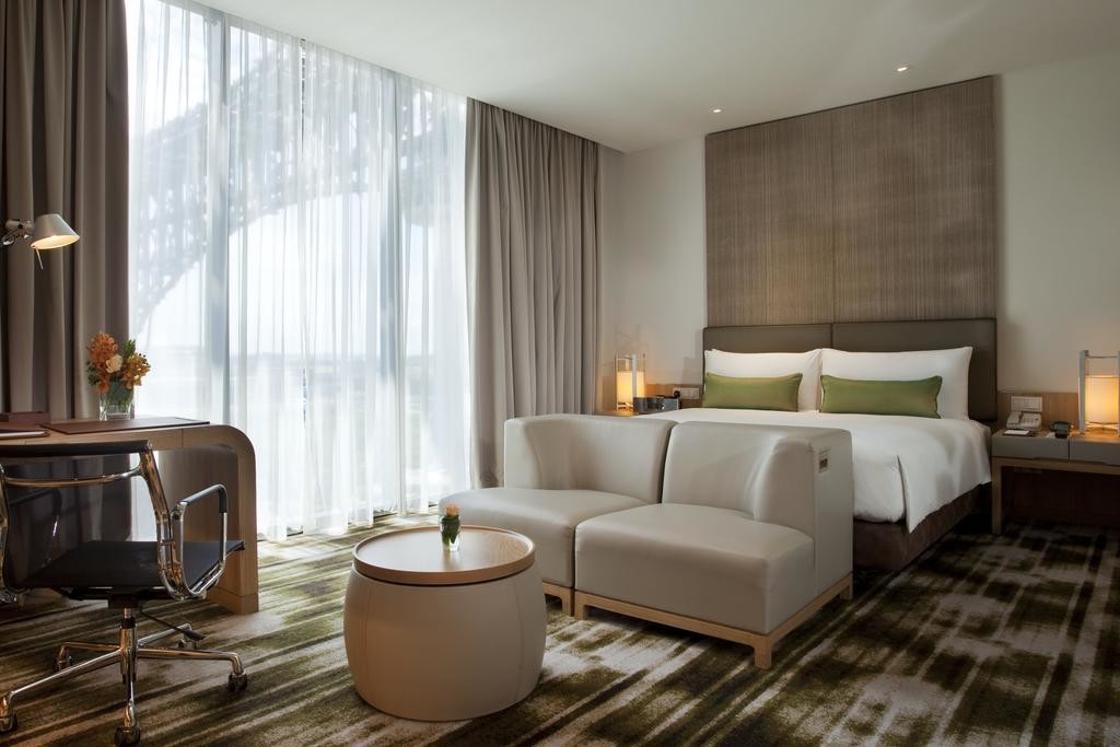 Fashion design of Apartment Hotel Room Natural Oak wood Bed and Lounge Bench Sitting Furniture