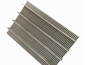 China Welded Johnson Wedge Wire Screens 100 Micron 0.02mm Slot Flange wholesale