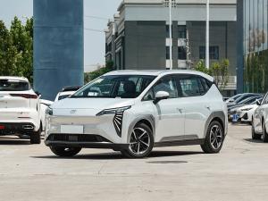 China New Energy 2024 Aion Y 2024 Younger Star Flare Aion Ev Car 49.75Kwh 5 Door 5 Seat Compact Suv Pure Electric wholesale