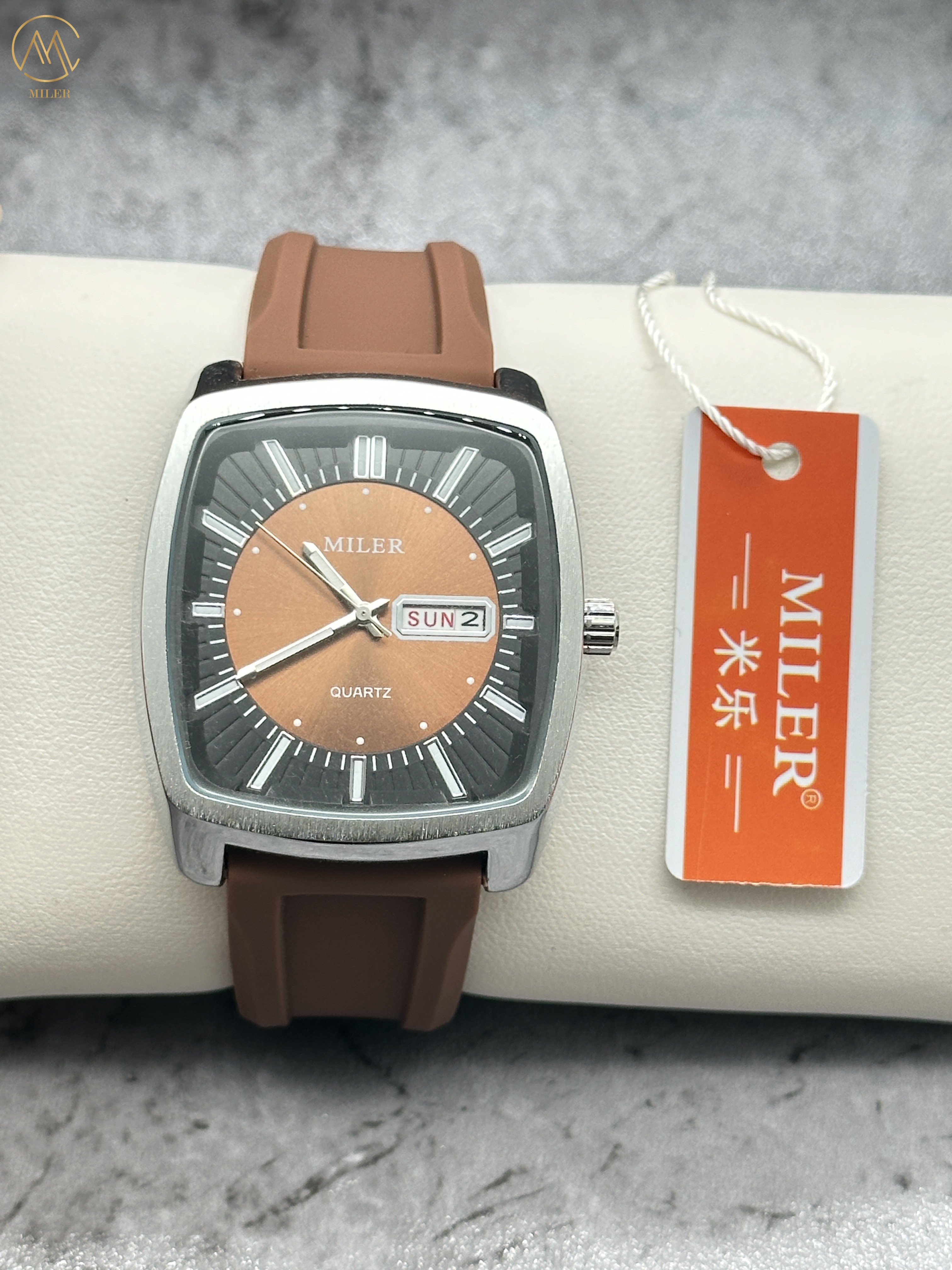 Silicone Band Classic Mens Wrist Watches for Classic and Modern Look