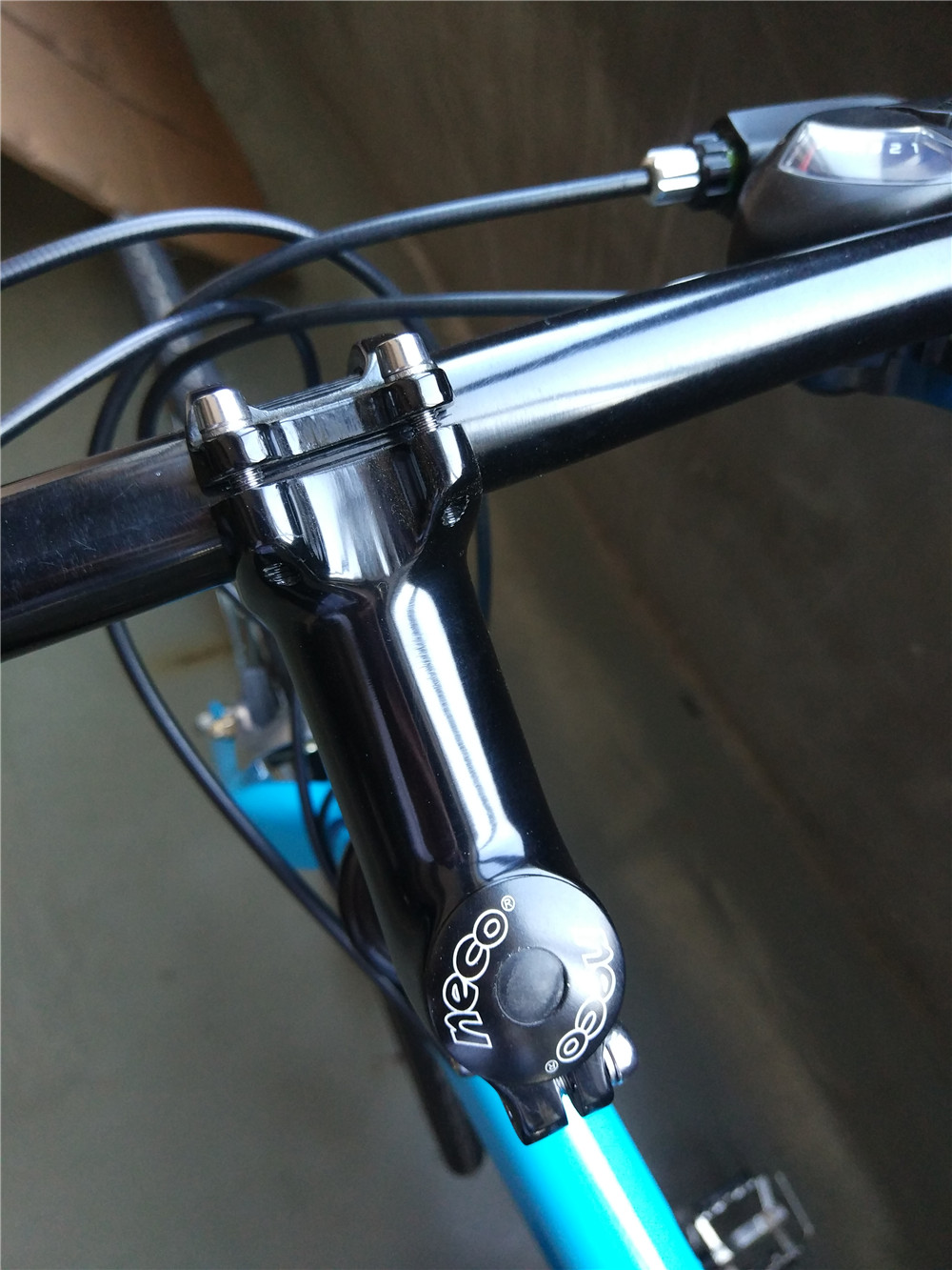 Customize Men's Road Cycle Bicycle with Hard Frame Type and Aluminum Frame Material