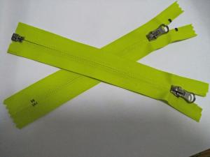China Garment Accessories Customized Size Airtight PVC / TPU Waterproof Nylon Zipper wholesale