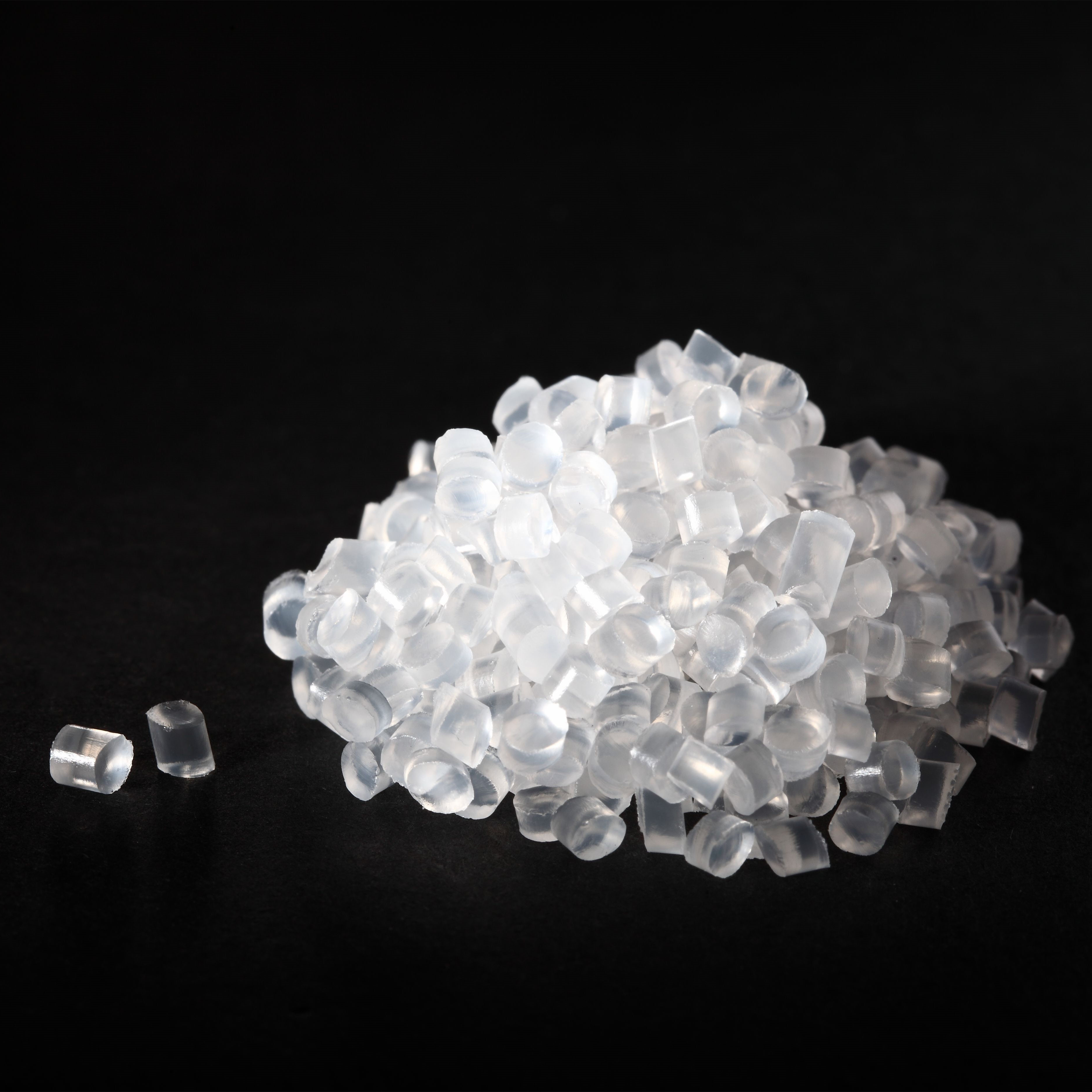 Easy to Color Translucent TPE Plastic Material TPE Elastomer material for Ice Trays and Tooth Brush
