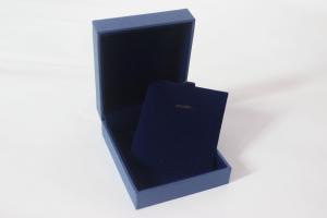 China Jewellery Hard Gift Boxes Customized PB10 AI Cardboard Packaging Gold SGS wholesale