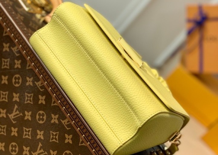 Twist Womens Luxury Handbag genunie cowhide leather yellow cute cross-body bag