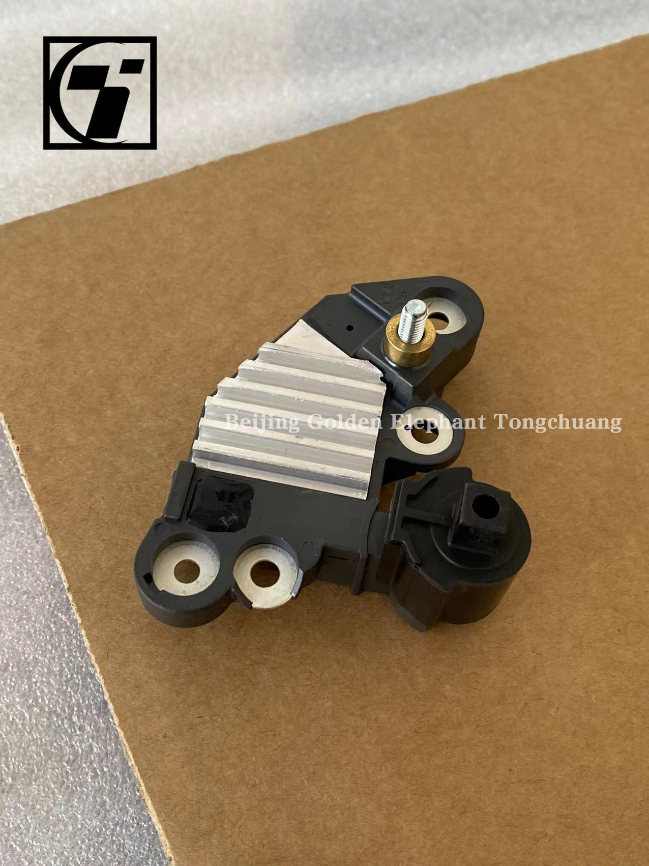 2016 Foton Aumark 28V Voltage Regulator FTD2556AE for Cummins 3.8 Engine MRT CTX Oiling