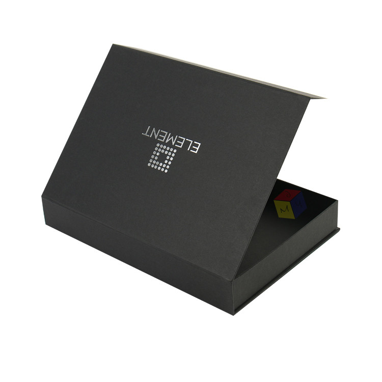 Hard Cardboard Magnetic Closure Gift Box Black Custom Logo Offset Printing