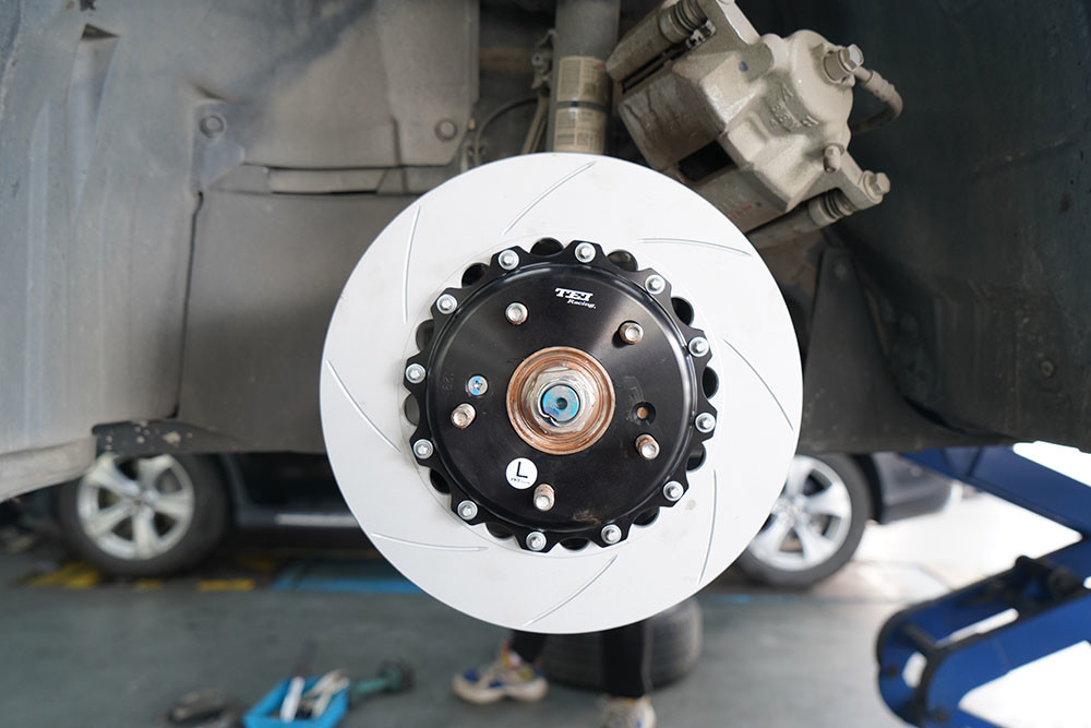 Honda Civic EG6 EK9 EX Seden P40S 4 Piston Forged Caliper With 330*28mm Rotor 17 inch Wheel