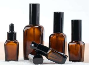 China Amber Refillable Empty Foundation Bottle With Pump 1oz 2oz wholesale