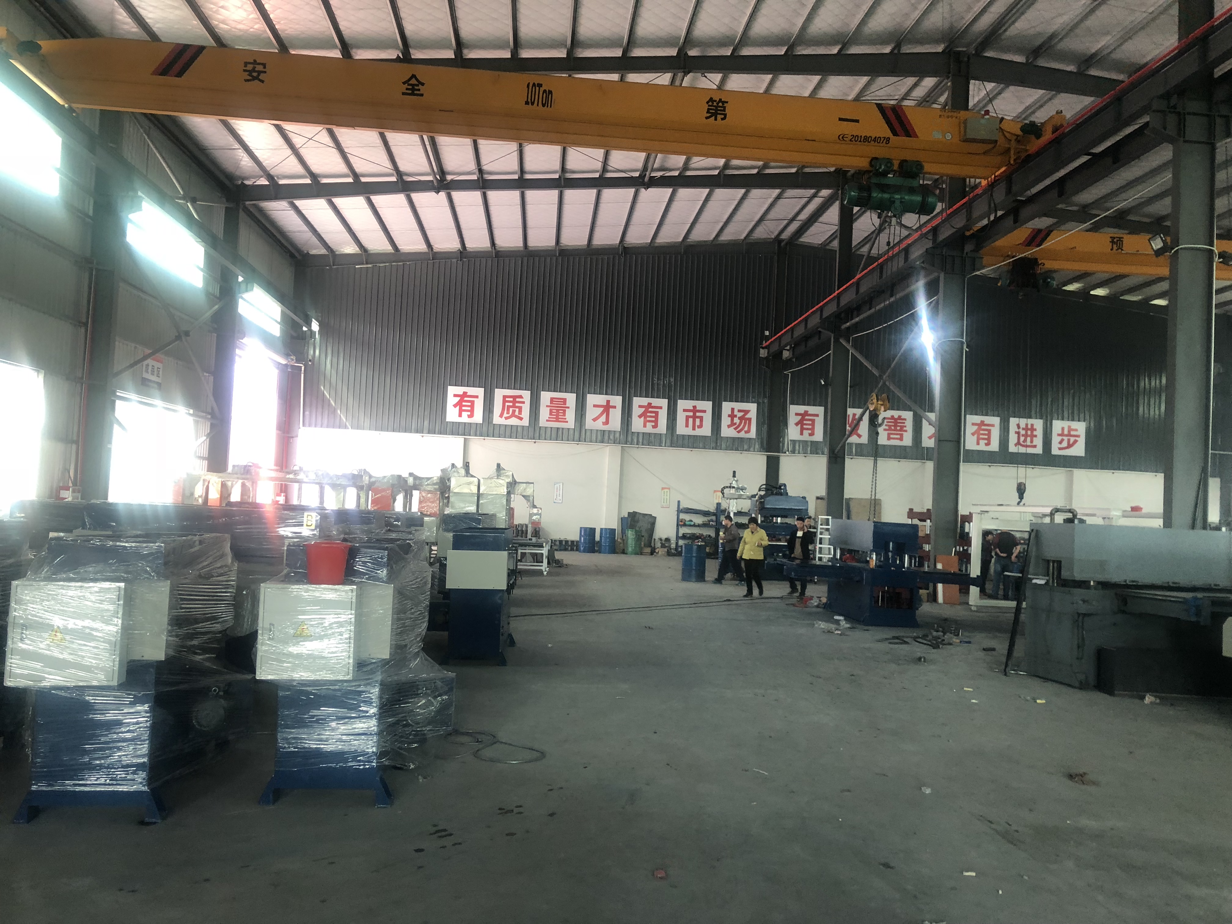 CNC Fully Automatic PLC Control Air Bubble Film Cutting and Slitting Machine for 100mm Roll