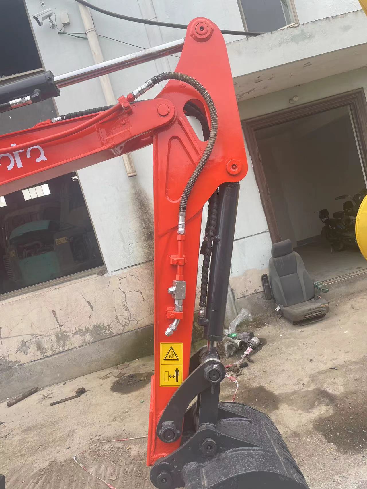 Good Condition KOBOTA U35 used mini excavator Japan for homework