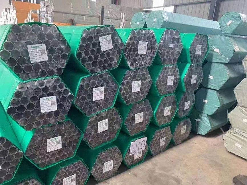 304 Stainless Steel Welded Pipe For Heat Resistance And Low Temperature Strength