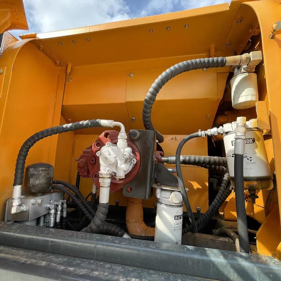 Hyundai Used 220LC-9s Hydraulic Excavator 1m3 Bucket Capacity