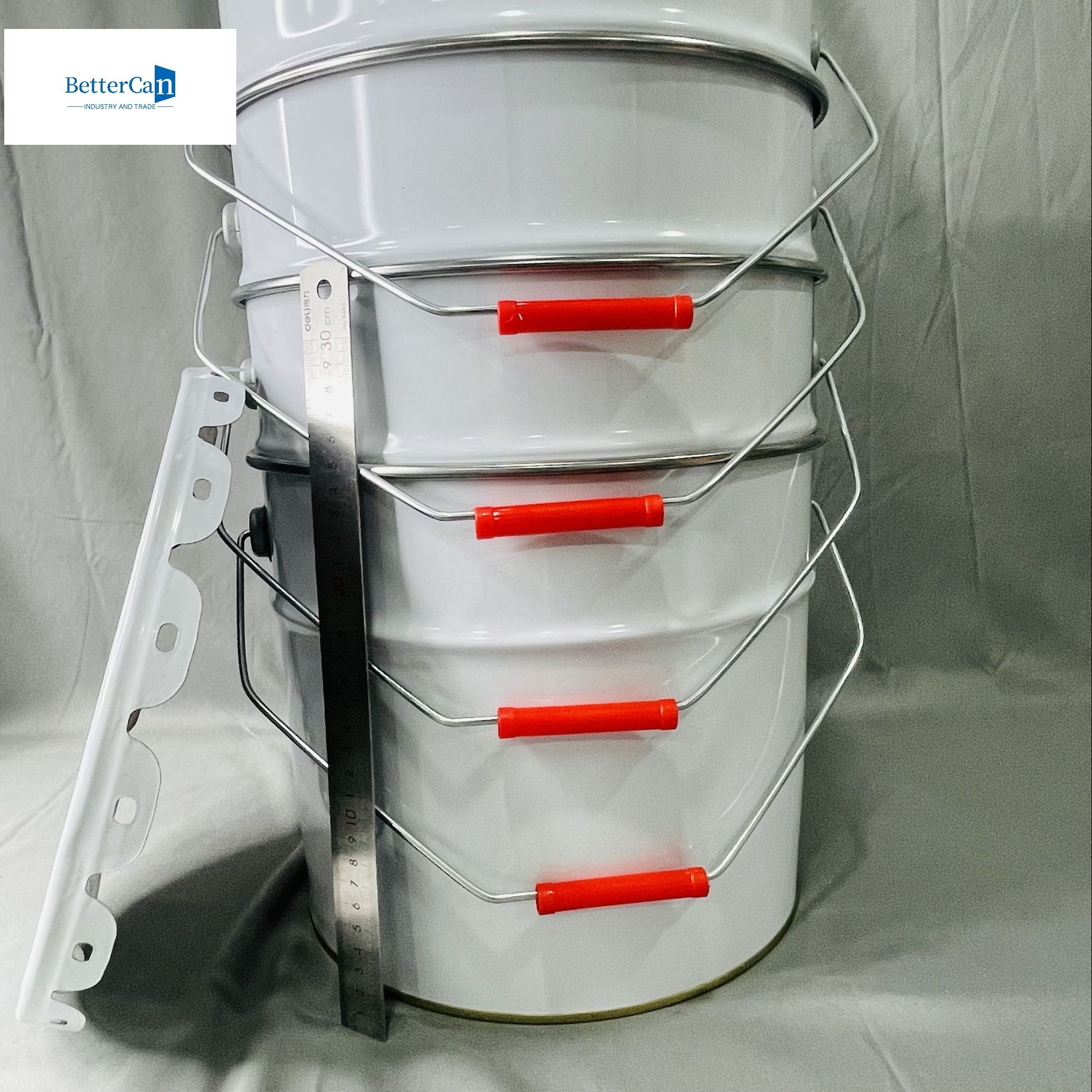 18 Liter Conical Bucket With Flower Lug Cover 20 Liter Metal Empty Can