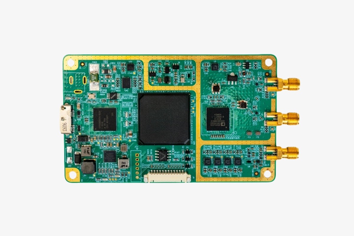 Ettus USRP N310 Compatible | 4 TX/RX Channels AD9371 RF 10 MHz-6 GHz 100 MHz BW Each XilinxZynq-7100 SoC FPGA, 2 × SFP+ PortsUSRP Software Defined