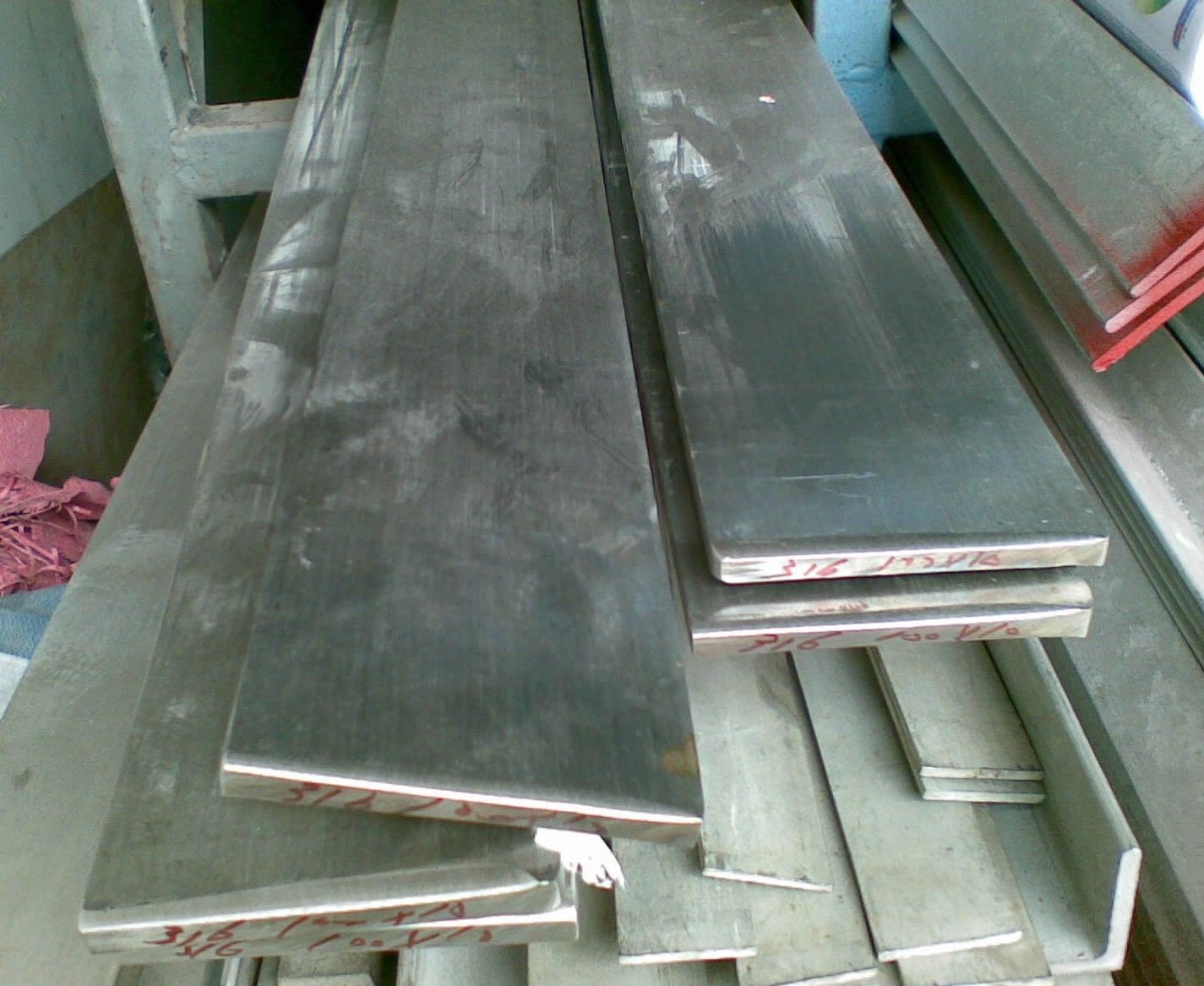 304L / 304 Stainless Steel Flat Bar , Hot / Cold Rolled Flat Bar 1.4301 1.4306