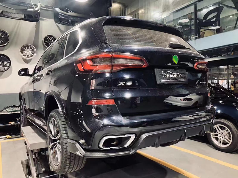 Hot Sale X5 G05 Carbon Fiber Body Kit Forbmw X5 Carbon Fiber Front Shovel Rear Diffuser Spoiler Side Skirt
