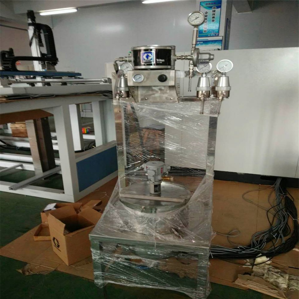 ODM Six Axis Robot Painting Machine For Laptop Cover