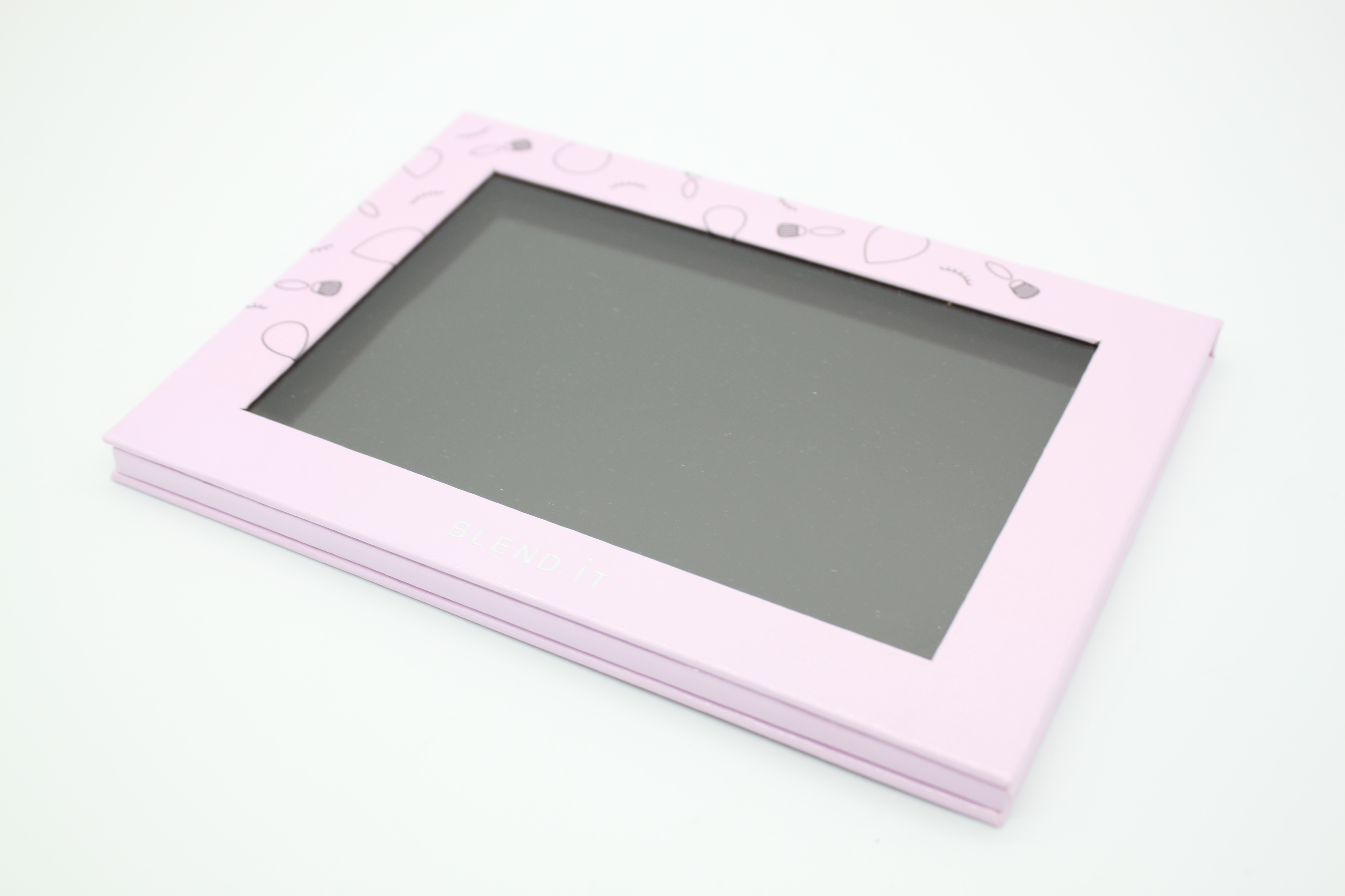 ODM OEM Empty Magnetic Palette Recyclable Refillable Makeup Palette