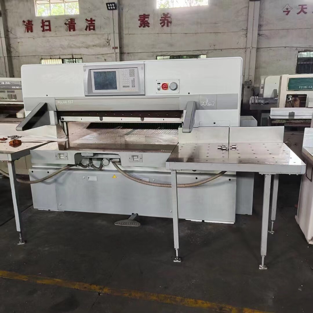 Second Hand Polar 1370 1150 Paper Cutter for Automatic Cutting Excellent Condition